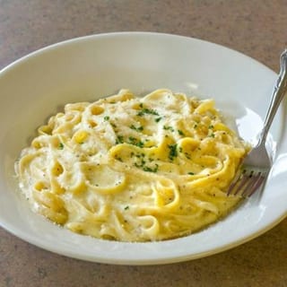 Fettuccini Alfredo